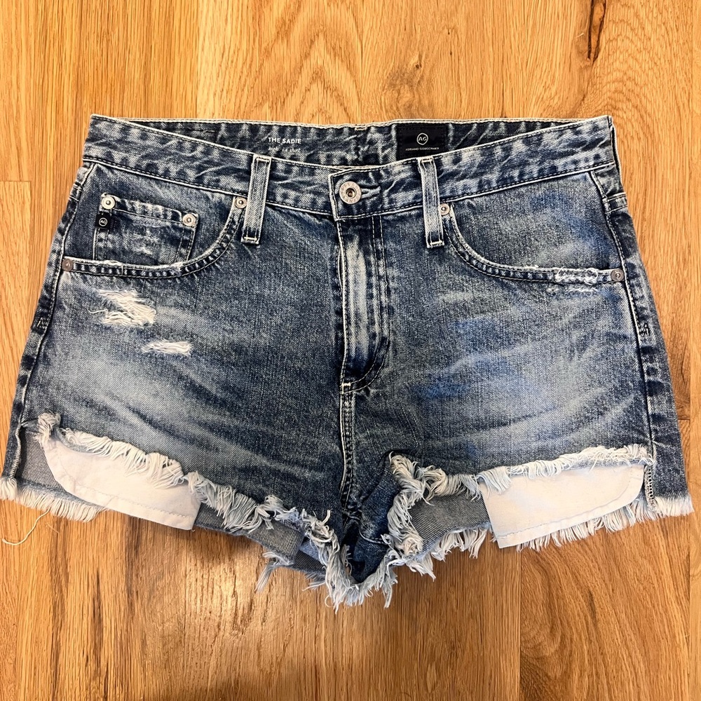 AG Jean shorts - size 28